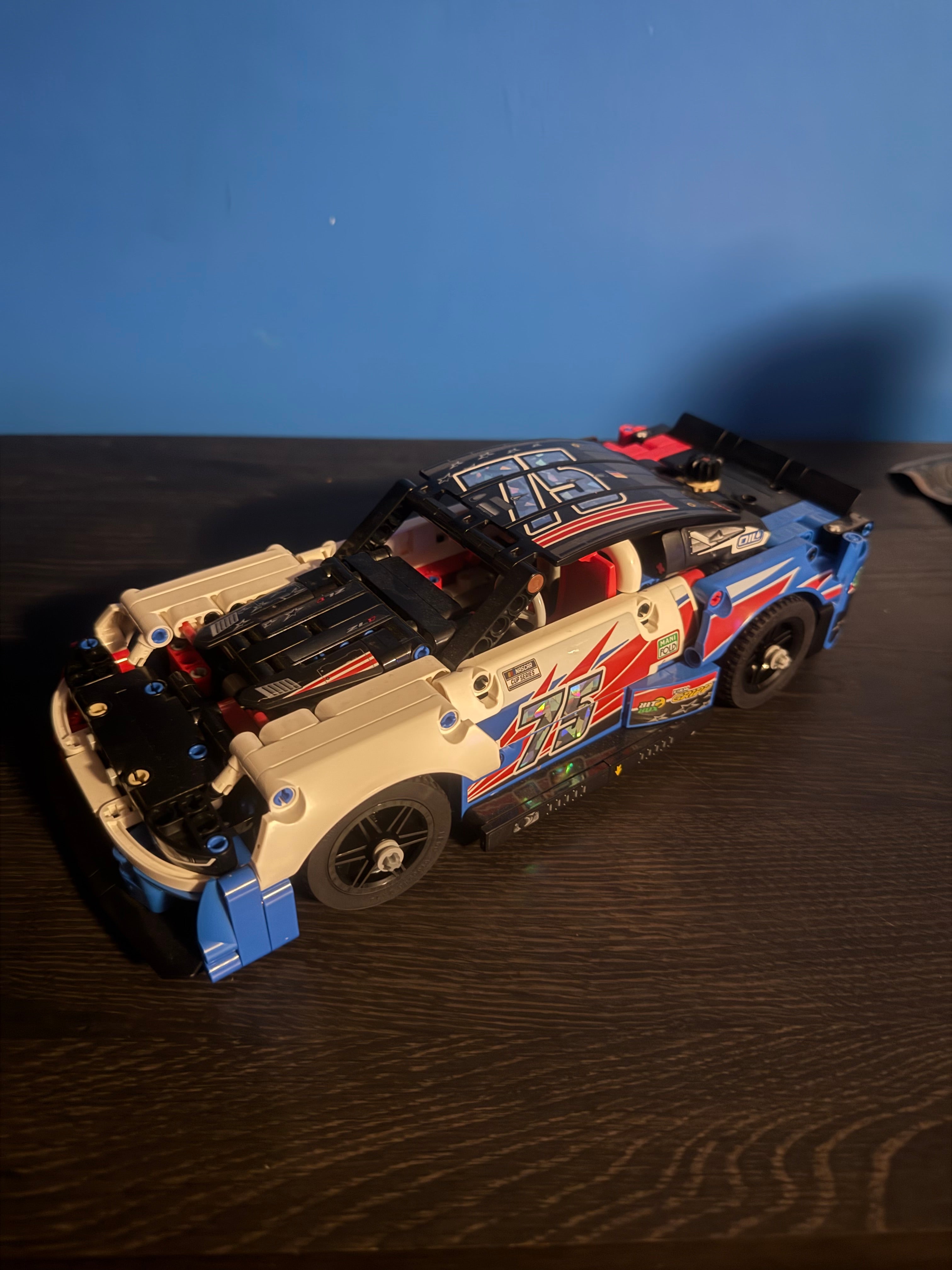 Lego NASCAR® Next Gen Chevrolet Camaro ZL1 42153