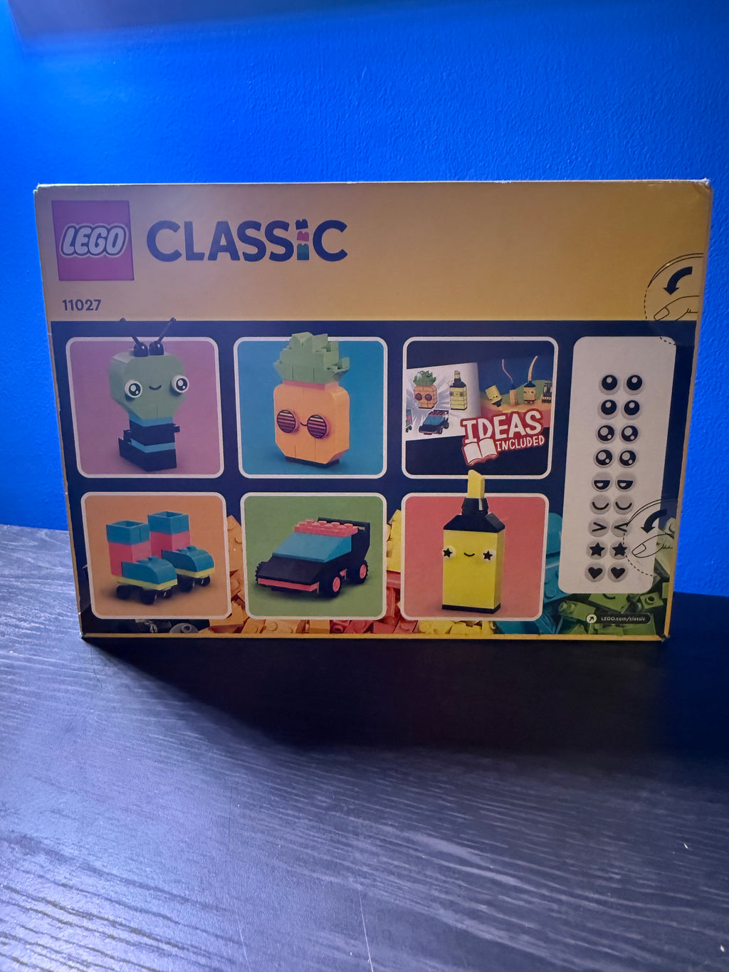 LEGO CLASSIC Creative Neon Fun 11027