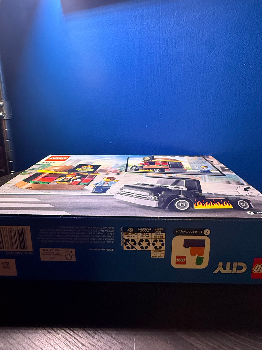 LEGO City Burger Truck 60404
