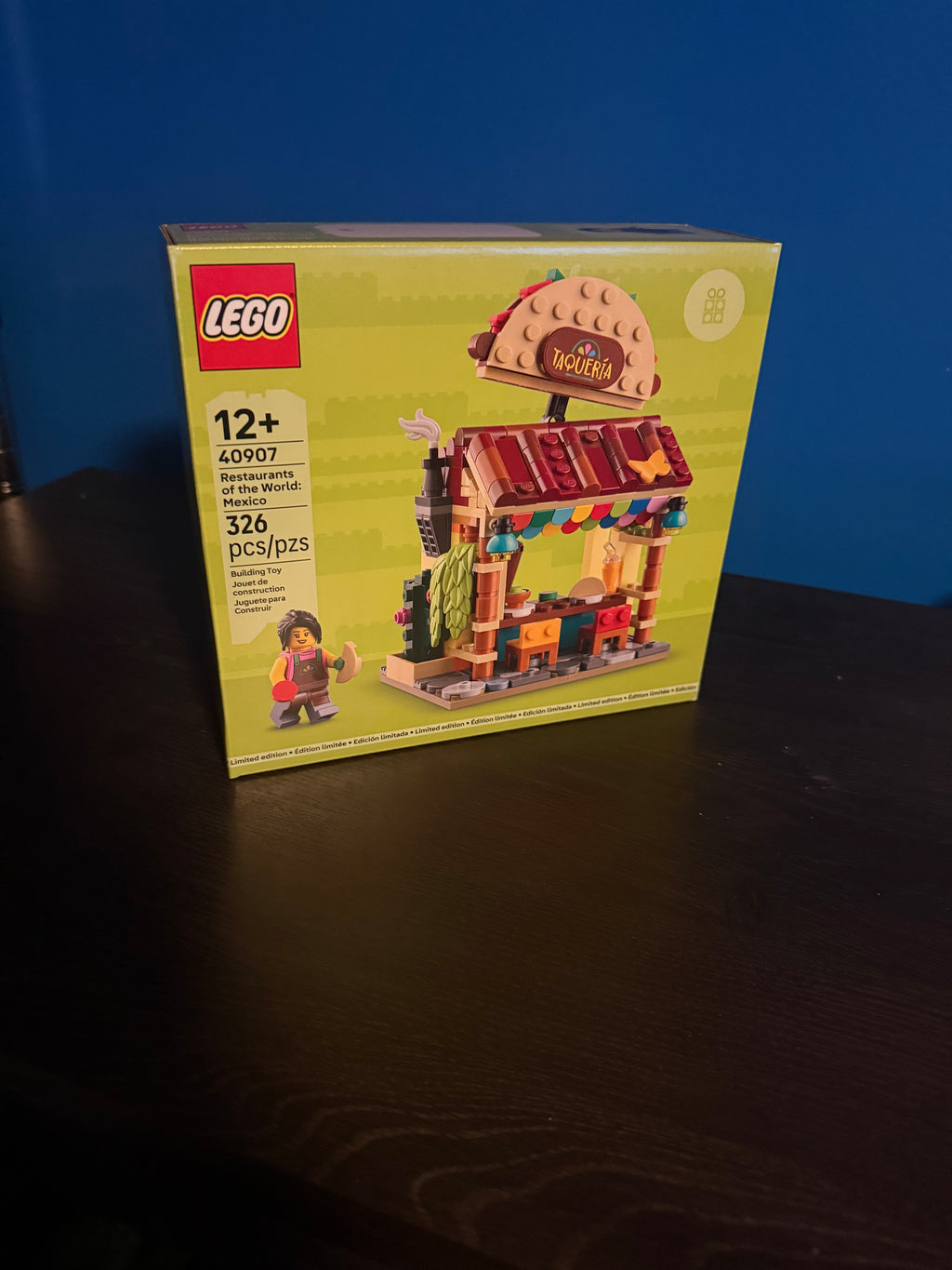 LEGO Christmas Table Decoration Set 40743