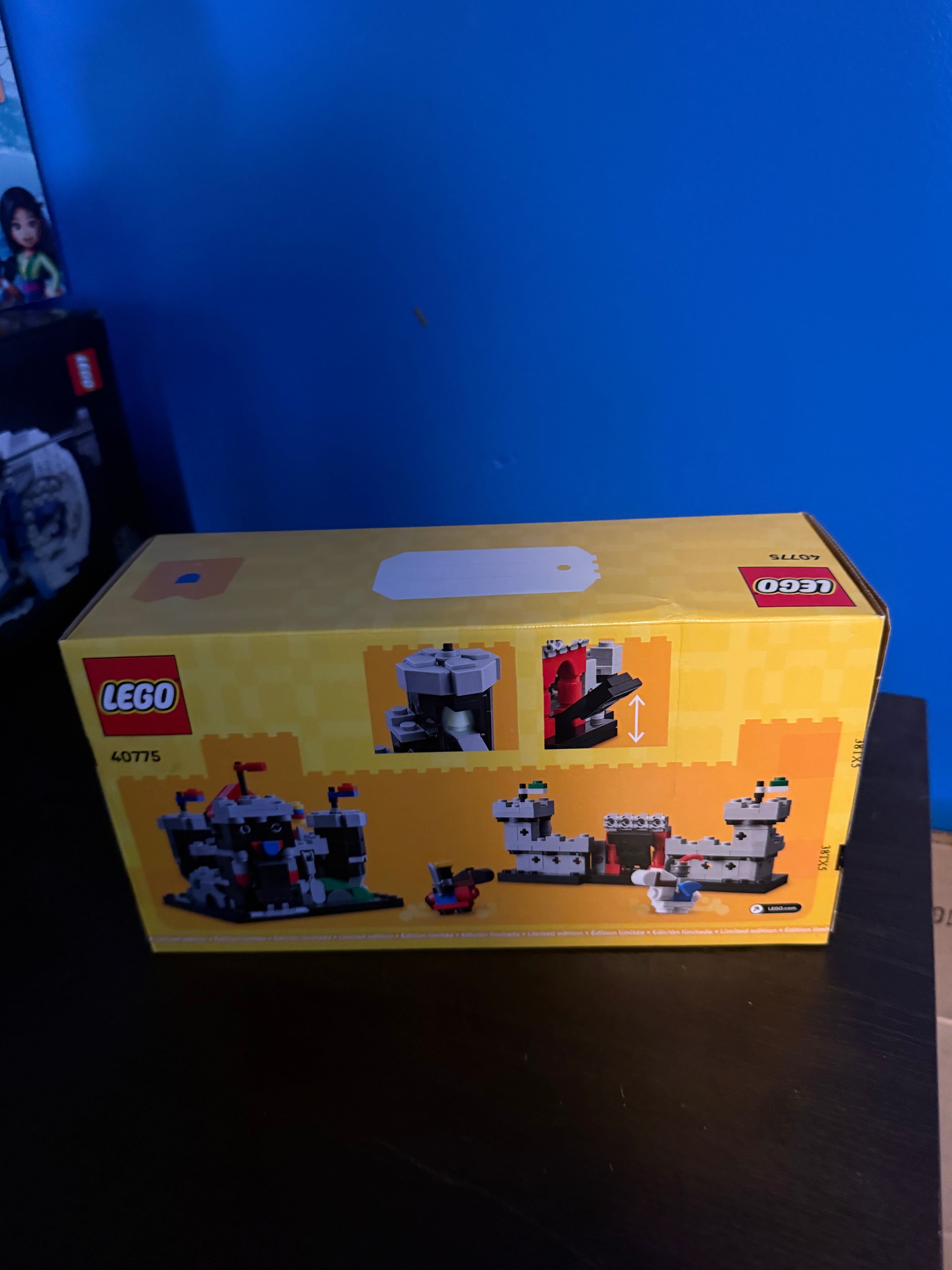 Lego mini knights castle 40775