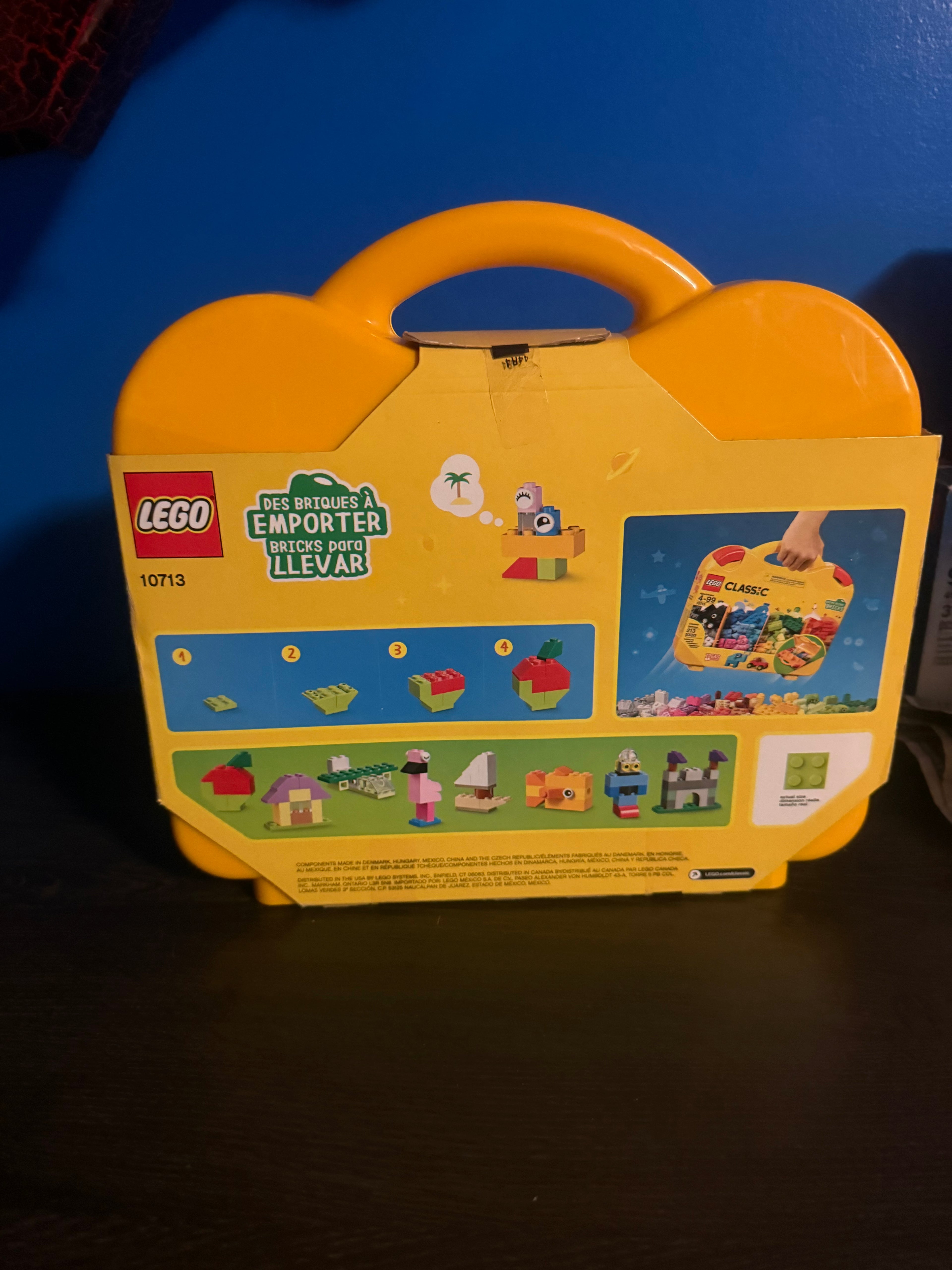 Lego Classic Creative Suitcase 10713