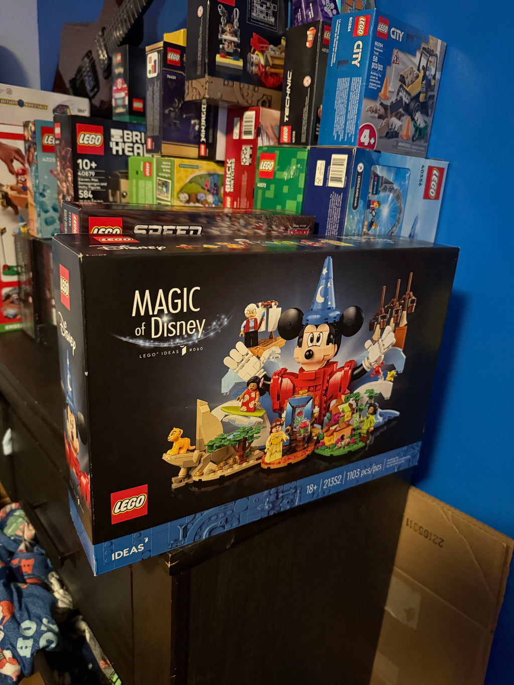 Lego ideas magic of Disney 21352